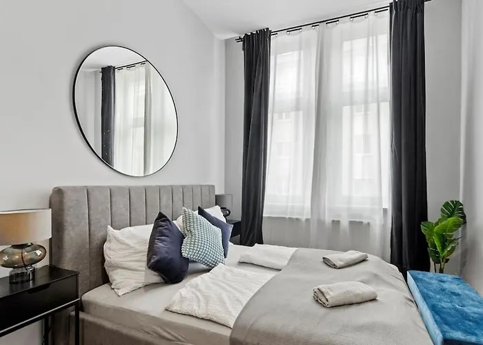 Very Spacious 4br, 3 Min To Matzleinsdorferplatz * Vienna