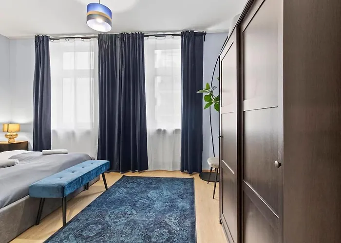 Very Spacious 4br, 3 Min To Matzleinsdorferplatz * Vienna