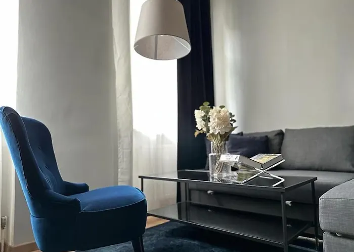 Very Spacious 4br, 3 Min To Matzleinsdorferplatz *